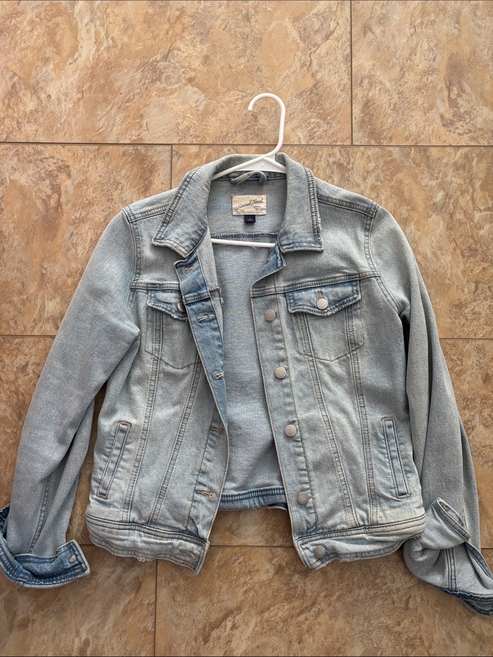Universal Thread Light Wash Denim Jean Jacket